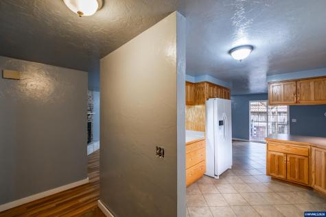 905 Ash Street Brownsville OR 97327