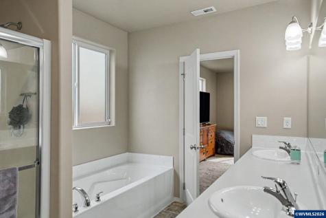 543 Casting Street SE Albany OR 97322