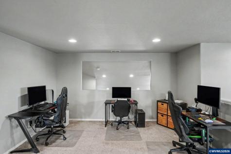 543 Casting Street SE Albany OR 97322