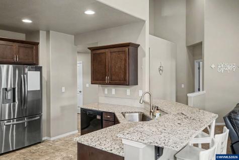 543 Casting Street SE Albany OR 97322