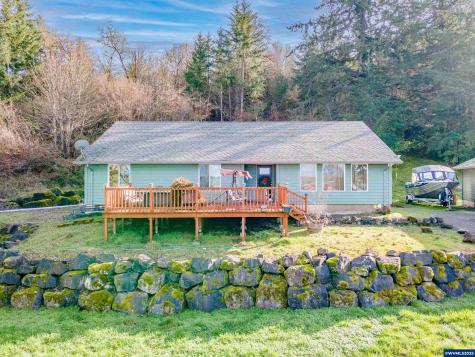 39042 Mount Hope Drive Lebanon OR 97355