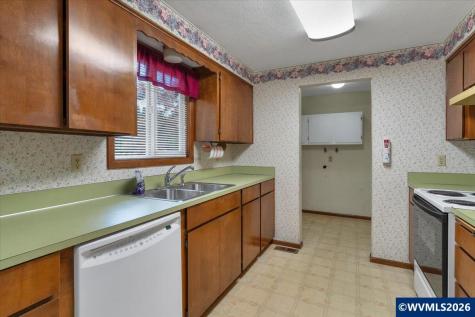 1026 Royalty Drive NE Salem OR 97301