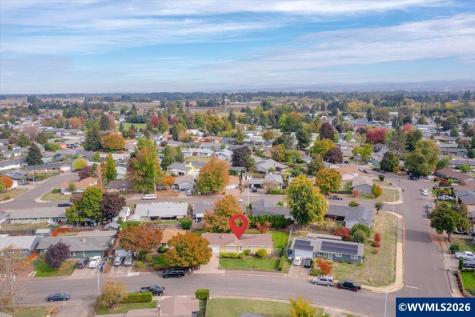 1026 Royalty Drive NE Salem OR 97301