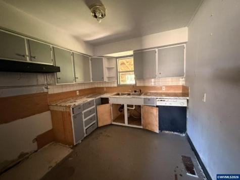 3337 Maywood Drive SE Salem OR 97302