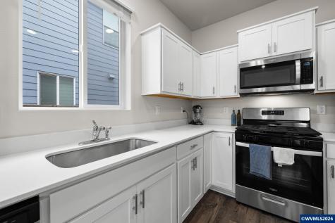 4821 Thyme Avenue NE Salem OR 97301