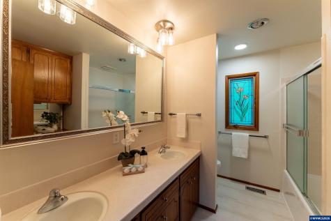 6575 NW Mountain Laurel Place Corvallis OR 97330