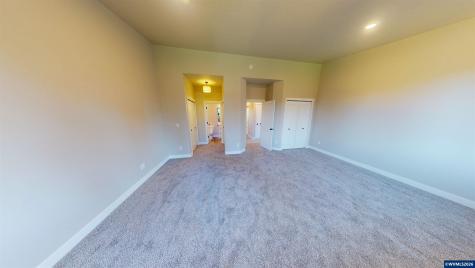 198 Gwinn Street E Monmouth OR 97361