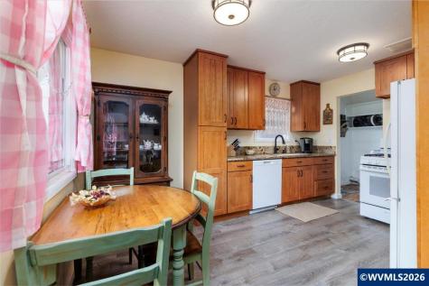 10021 SE Harold Street Portland OR 97266