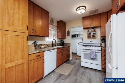 10021 SE Harold Street Portland OR 97266