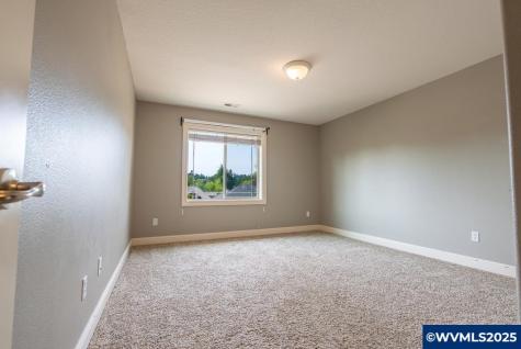 2757 Islander Avenue NW Salem OR 97304