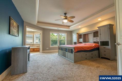 2757 Islander Avenue NW Salem OR 97304