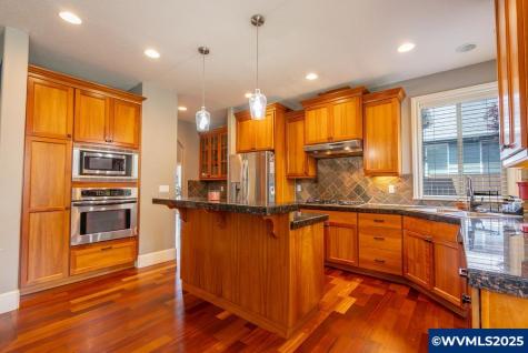 2757 Islander Avenue NW Salem OR 97304
