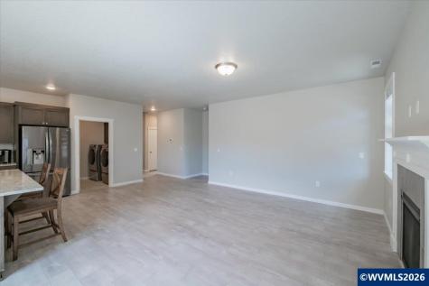 1531 SE Barberry Avenue Dallas OR 97338