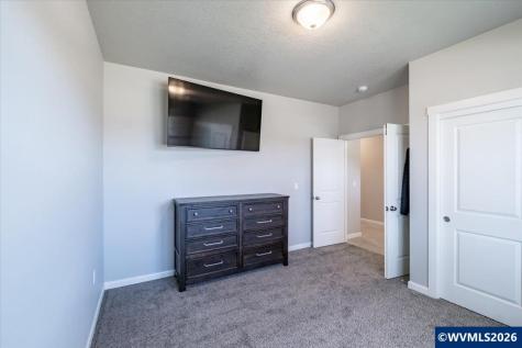1531 SE Barberry Avenue Dallas OR 97338