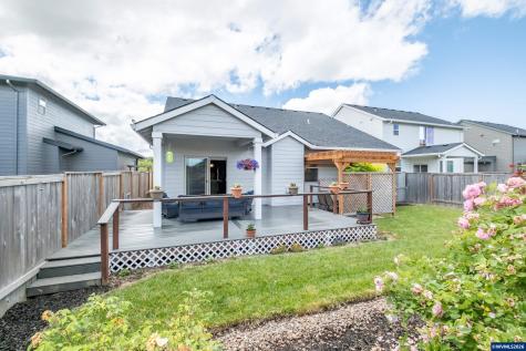 1531 SE Barberry Avenue Dallas OR 97338