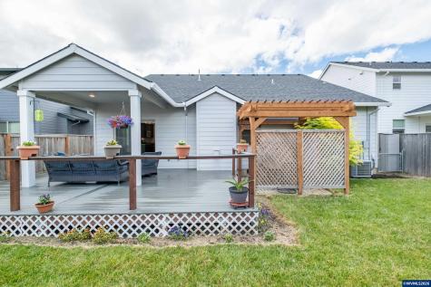 1531 SE Barberry Avenue Dallas OR 97338