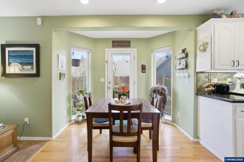 2033 West Park Court NW Salem OR 97304