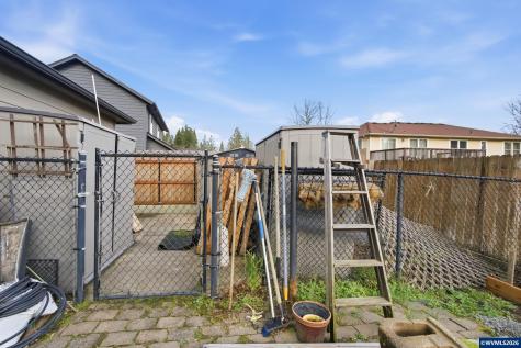 2033 West Park Court NW Salem OR 97304