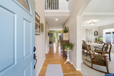 2033 West Park Court NW Salem OR 97304