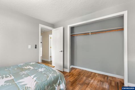 1385 River Bend Road NW Salem OR 97304