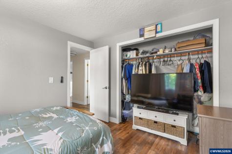 1385 River Bend Road NW Salem OR 97304