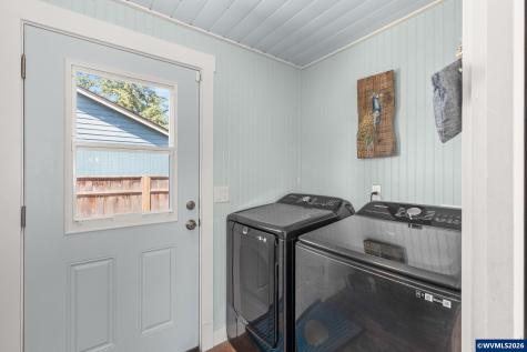 1385 River Bend Road NW Salem OR 97304