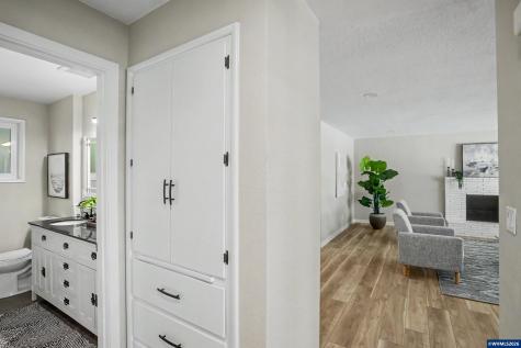 4371 Esther Avenue SE Salem OR 97302