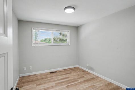 4371 Esther Avenue SE Salem OR 97302