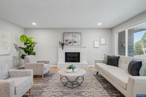 4371 Esther Avenue SE Salem OR 97302