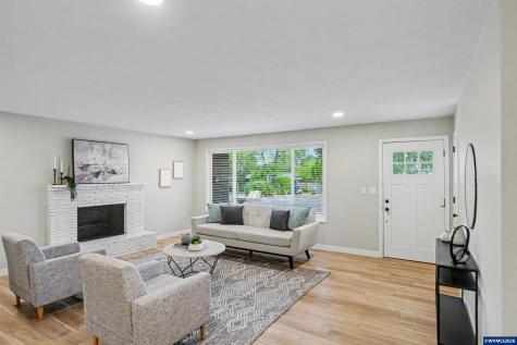 4371 Esther Avenue SE Salem OR 97302