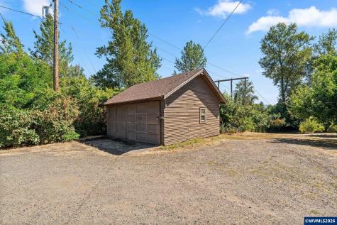 136 E Hillcrest Drive Eugene OR 97404