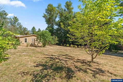 136 E Hillcrest Drive Eugene OR 97404