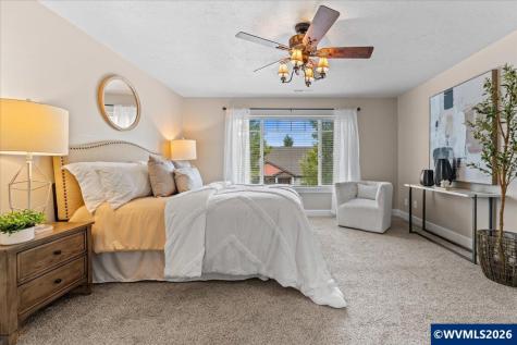 1700 Webb Lake Drive NE Silverton OR 97381