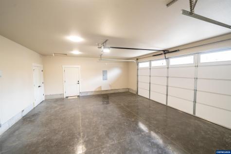 950 6th Street Lyons OR 97358