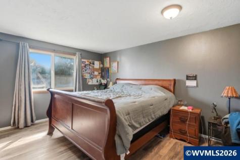 1416 N Evergreen Avenue Stayton OR 97383