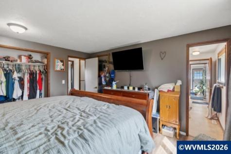 1416 N Evergreen Avenue Stayton OR 97383