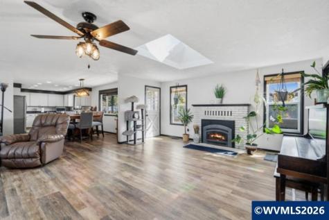1416 N Evergreen Avenue Stayton OR 97383
