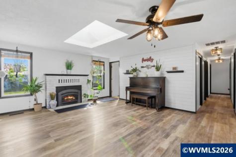 1416 N Evergreen Avenue Stayton OR 97383