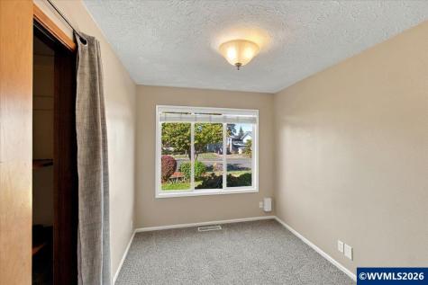 708 28th Avenue SE Albany OR 97322