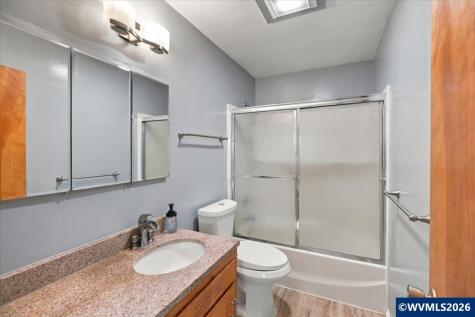 708 28th Avenue SE Albany OR 97322