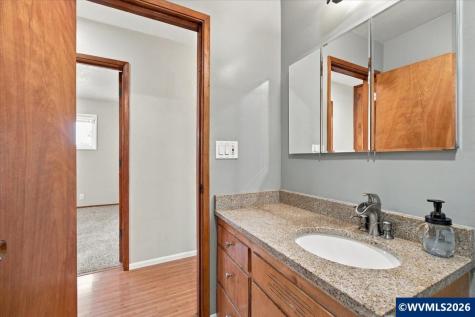 708 28th Avenue SE Albany OR 97322