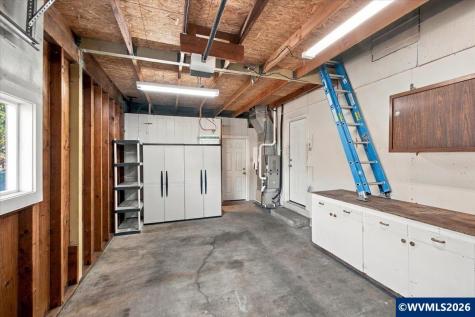 708 28th Avenue SE Albany OR 97322
