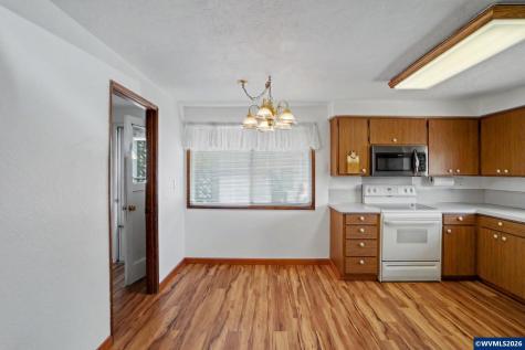 80 Berry Street Lebanon OR 97355