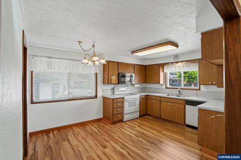 80 Berry Street Lebanon OR 97355