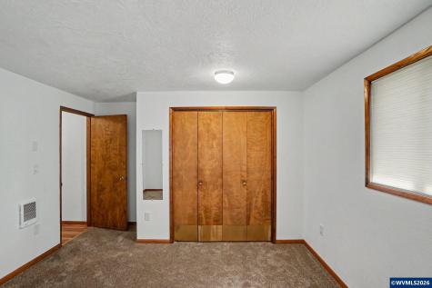 80 Berry Street Lebanon OR 97355