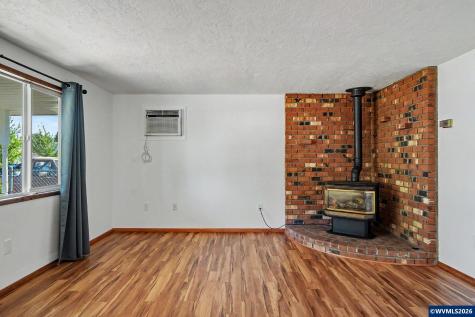80 Berry Street Lebanon OR 97355