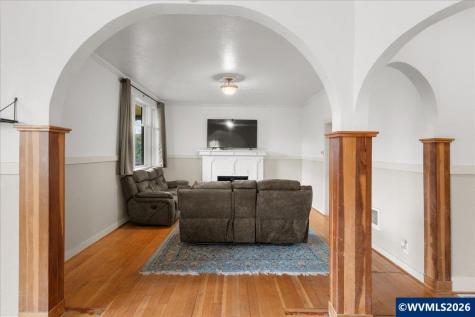 1280 4th Street NE Salem OR 97301