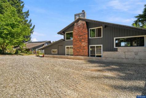 1995 N Bayview Road Waldport OR 97394