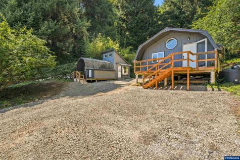 1995 N Bayview Road Waldport OR 97394
