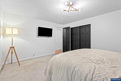 1315 Alder Drive NE Keizer OR 97303